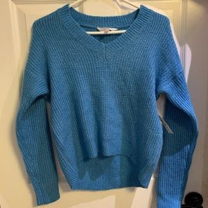 Blue sweater💙
